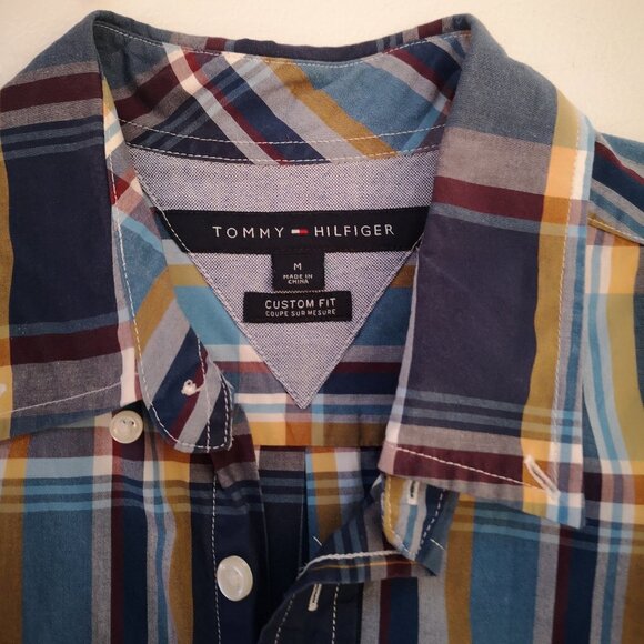 Tommy Hilfiger Plaid Custom Fit Men's Size Medium Button Front & Cuffs Shirt - Picture 3 of 9